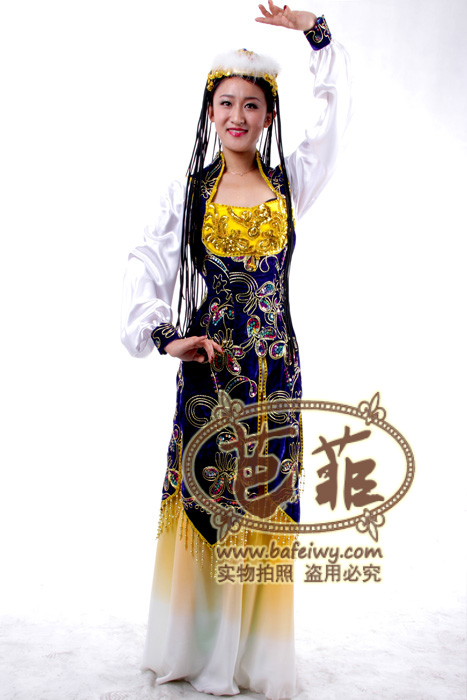 新疆舞蹈服装紫粉